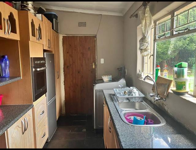 3 BEDROOM HOUSE FOR SALE IN DELVILLE